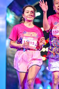 BIB: 152, 215
                            <button type="button" onclick="openModal(24688245)" class="btn btn-primary btn-sm float-right btn-popup" data-toggle="modal" data-target=".modal-high-quality">
                        <i class="fas fa-shopping-cart"></i> Add to Cart
                    </button>
                                            <button type="button" onclick="isThisMe(24688245, true)" class="btn btn-success btn-sm float-right btn-popup btn-isme hidden" data-toggle="tooltip" data-placement="bottom" title="นี่คือรูปของคุณใช่ไหม คลิกที่นี่เพื่อเอาเข้าอัลบั้ม">
                        <i class="fas fa-plus"></i> Add to album
                    </button>
                    <button type="button" onclick="isThisMe(24688245, false)" class="btn btn-warning btn-sm float-right btn-popup btn-isnotme hidden">
                        <i class="fas fa-ban"></i> Remove from album
                    </button>